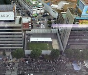 하이트진로 본사 점거한 화물연대, 이번엔 강남 도심 3개차로 점거 시위