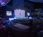 [제10회 BICF] 숏박스·옹알스..개그 향한 열기, 돌아온 대면 공연에 후끈 (종합)