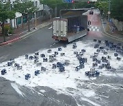 A twist in viral 'Good Samaritans in road beer spill' video