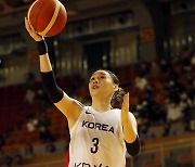 강이슬, 최이샘 날았지만..한국 여자농구대표팀, 라트비아에 56-55 진땀승