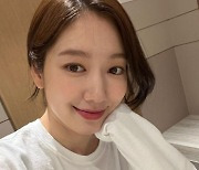 '최태준♥' 박신혜, 출산 3개월만의 셀카..통통한 볼살