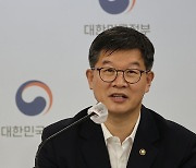 새정부 업무보고 사전브리핑하는 이기일 2차관