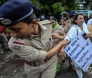 epaselect INDIA PROTEST BILKIS BANO CASE