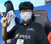 [KeG] 전북 대표 한기웅, 치열한 접전 끝에 카트라이더 우승