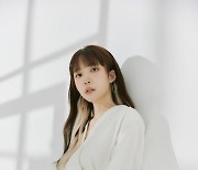 '데뷔 10주년' 김나영 콘셉트 포토, 단발→긴생머리 스타일 변신