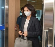 김혜경씨 '법카 의혹' 사건 피의자로 경찰 출석