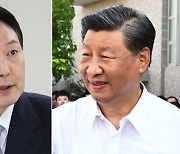 尹 "북핵, 中 건설적 역할을" 習 "전략적 소통 강화"