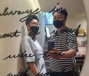 '57살' 지석진·김수용, 또 데이트하네..거울 앞에서 감성 커플샷까지