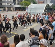 "공항서 단속돼 돈 필요하다" 한국남성, 브라질 K팝팬 상대로 사기치려다 실패