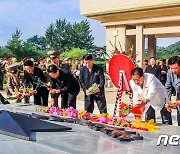 北, 각지에서 '정권수립일' 기념.."명절 분위기 고조"