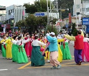 난계국악축제 거리행진 없애.."행사장까지 너무 멀어"