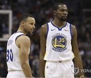 [NBA] 커리의 깜짝 고백 "GSW, 듀란트 재영입 검토했다"