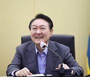 野 "윤석열 찍은 손가락 자르고 싶다 자자..'민생쇼'만해"(종합)