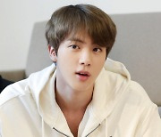 방탄소년단 진, 후드티가 잘 어울리는 스타 1위