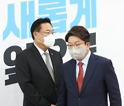 비대위 참석하는 정진석·권성동