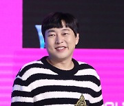 [E포토] 이진호, 'OTT 예능으로 인사드려요'