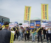 철도부품사 "2.7조원짜리 국산 고속철도 기술 사장될 위기"