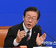 [포토]이재명 "문화예술에 관심 지원 대폭 늘려야"