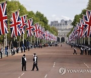 BRITAIN QUEEN ELIZABETH II