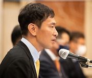 이복현 "일부 자산운용사 잘못된 관행, 강력 대응할 것"