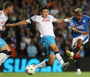 Napoli rise to top of Group A with 3-0 win over Rangers