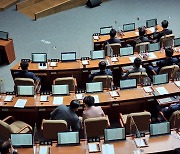 국민의힘 경기도의회, 중앙당 내분 따라가나..비대위 대표 직무정지 가처분 신청 검토