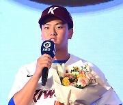 [ST포토] 김건희 '키움 팬들에게 우승을 선물할 것'