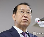 통일부 "北, 이산가족 회담 거절로 판단 안해..호응 기다릴 것"