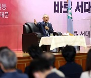 '103세 철학자' 김형석 교수 "대한민국 이념적 권력국가 후퇴하는 일 없이 질서국가로 나아가야"