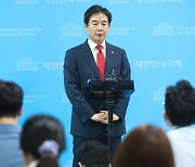 윤심의 향배에  '눈치작전' 난무한 與 원내대표 경선