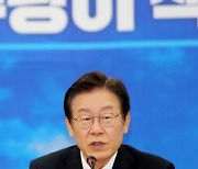 민주당 "영빈관 신축 철회는 당연한 결정..특검으로 규명해야"