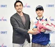 [JB포토] 2022~2023 WKBL 신입선수선발, 1라운드4순위 신한은행 심수현