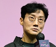 [포토] 황동혁 감독, 사회적 메시지 담은 '오징어 게임'