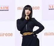 [T포토] 미미로즈 최연재 '시크한 리더'