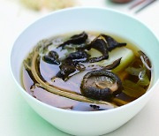 [Temple to Table] Food that help one attain the way: Mushrooms and green peppers