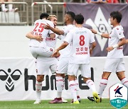 부천, 경남 3-0 꺾고 K리그 2 3위로 점프