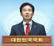 이용호 "신임 원내대표, 1년 동안 하는 게 맞다.. 전대 즈음 중간평가 받을 것"