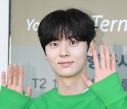 황민현 '밀라노 가는 왕자님'[포토엔HD]