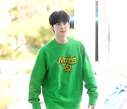 황민현 '푸릇푸릇한 비주얼'[포토엔HD]