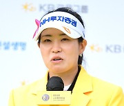 [ST포토] 우승 소감 전하는 박민지