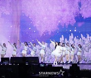 아이유 '순백의 무대'[★포토]