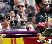 [뉴스1 PICK]'세기의 장례식' 엘리자베스 2세 여왕 국장 엄수