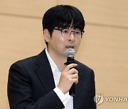 탁현민, 尹대통령에 "돌아가시라, 청와대로..아마추어리즘이 더 원인"