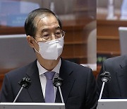 대정부질문 첫날..'영빈관 신축'·'이재명 수사' 공방