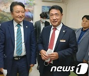 김영환 지사 영동군서 첫 도정보고회.."충북 새롭게, 발상의 전환"