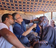 아프간·모로코에서 의료봉사 펼친 박세업씨, 아산상 대상 수상