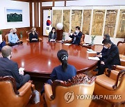 김진표 국회의장, 미국 주요 언론사 기자단 면담