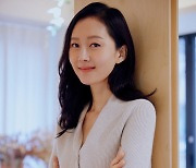 '정형외과 의사♥' 염정아 "남편 요즘 갱년기, 영화보다 울듯"('인생은 아름다워')
