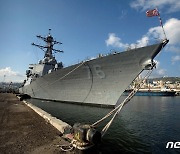 바이든 '대만방어' 의지 표명 후 美·캐나다 군함 대만해협 통과