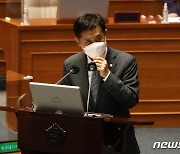 김주현 금융위원장 '대정부 질문 답변'